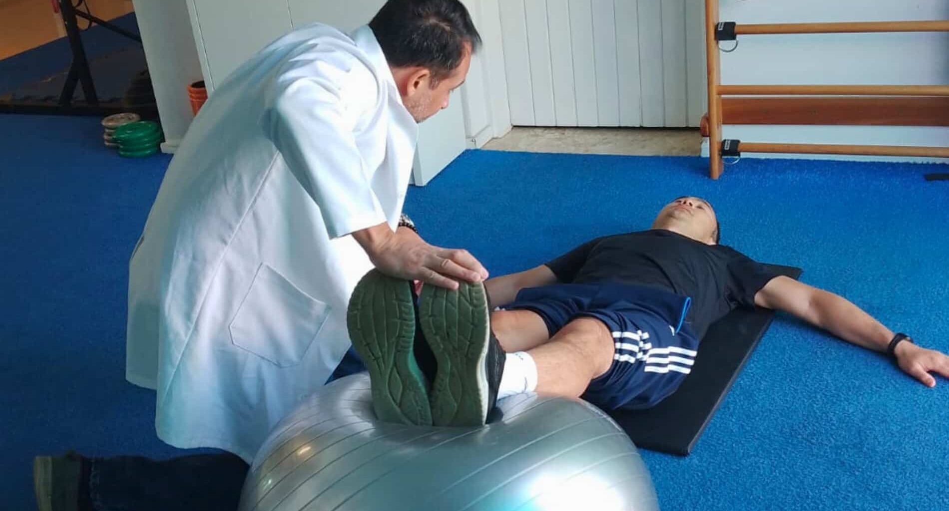 foto de fisioterapia para coluna vertebral 