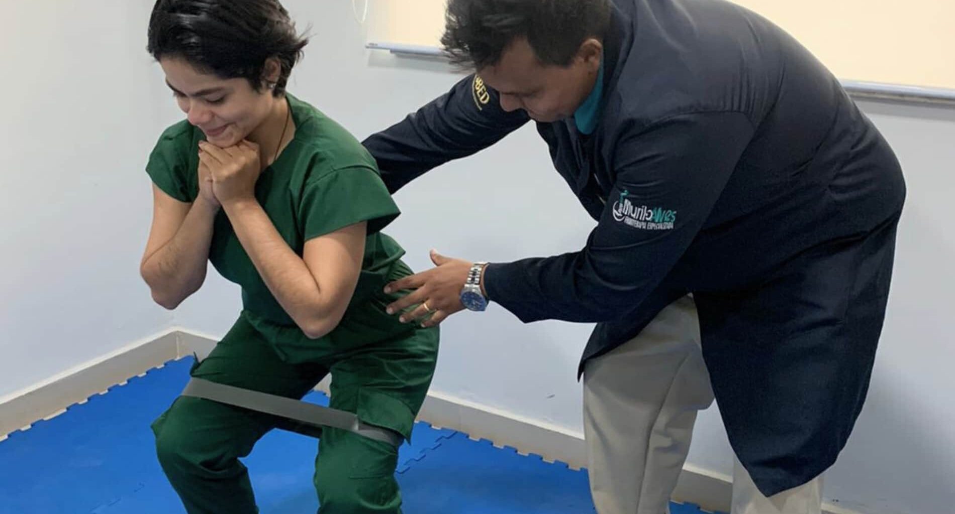 foto de fisioterapia para coluna vertebral