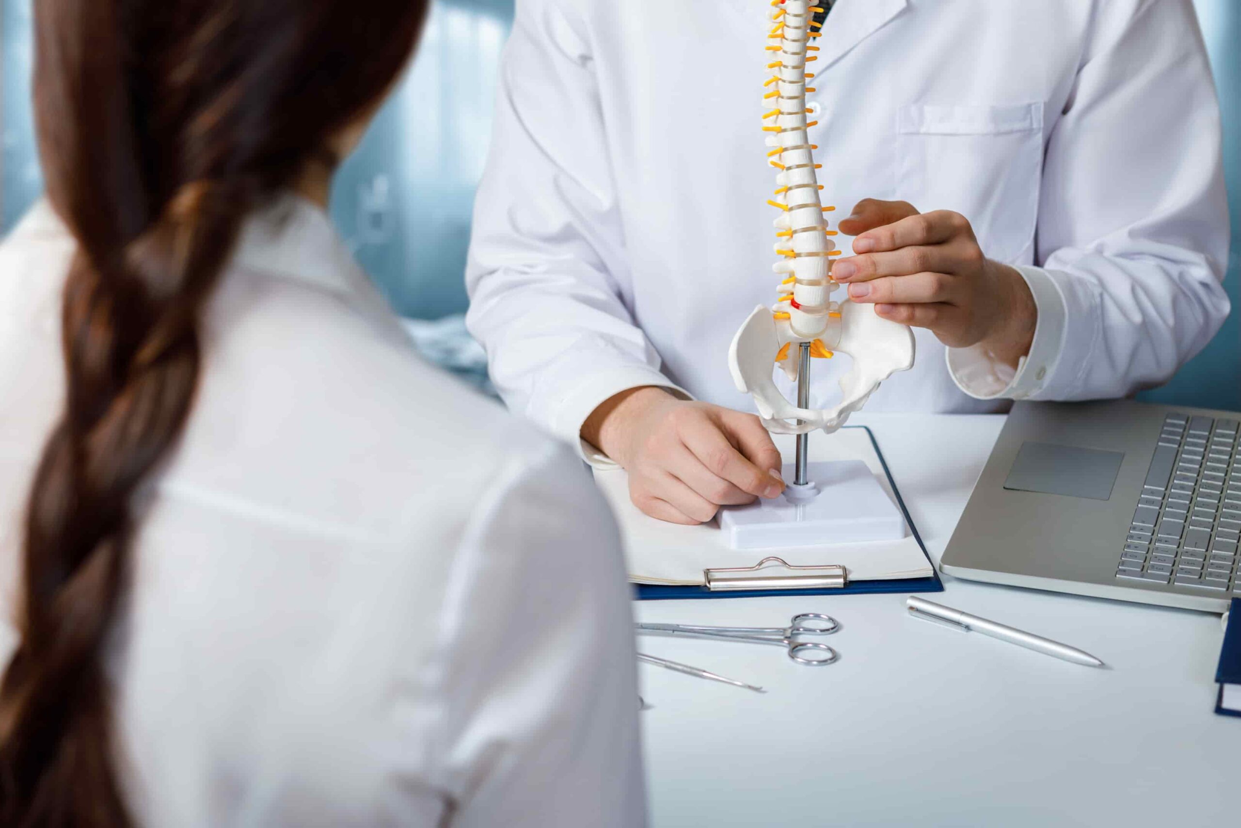 foto de cirurgia na coluna é perigoso
