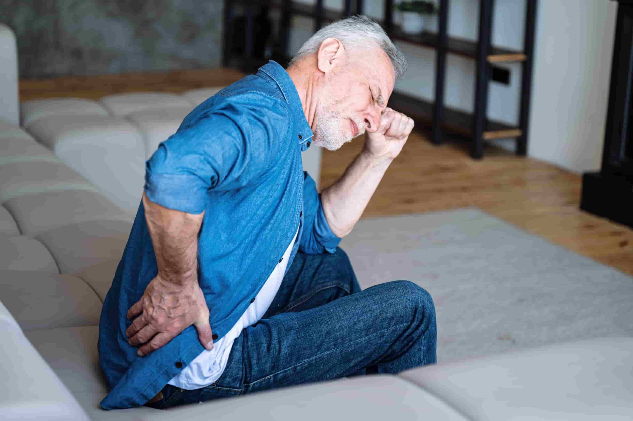 foto de dor cronica na coluna