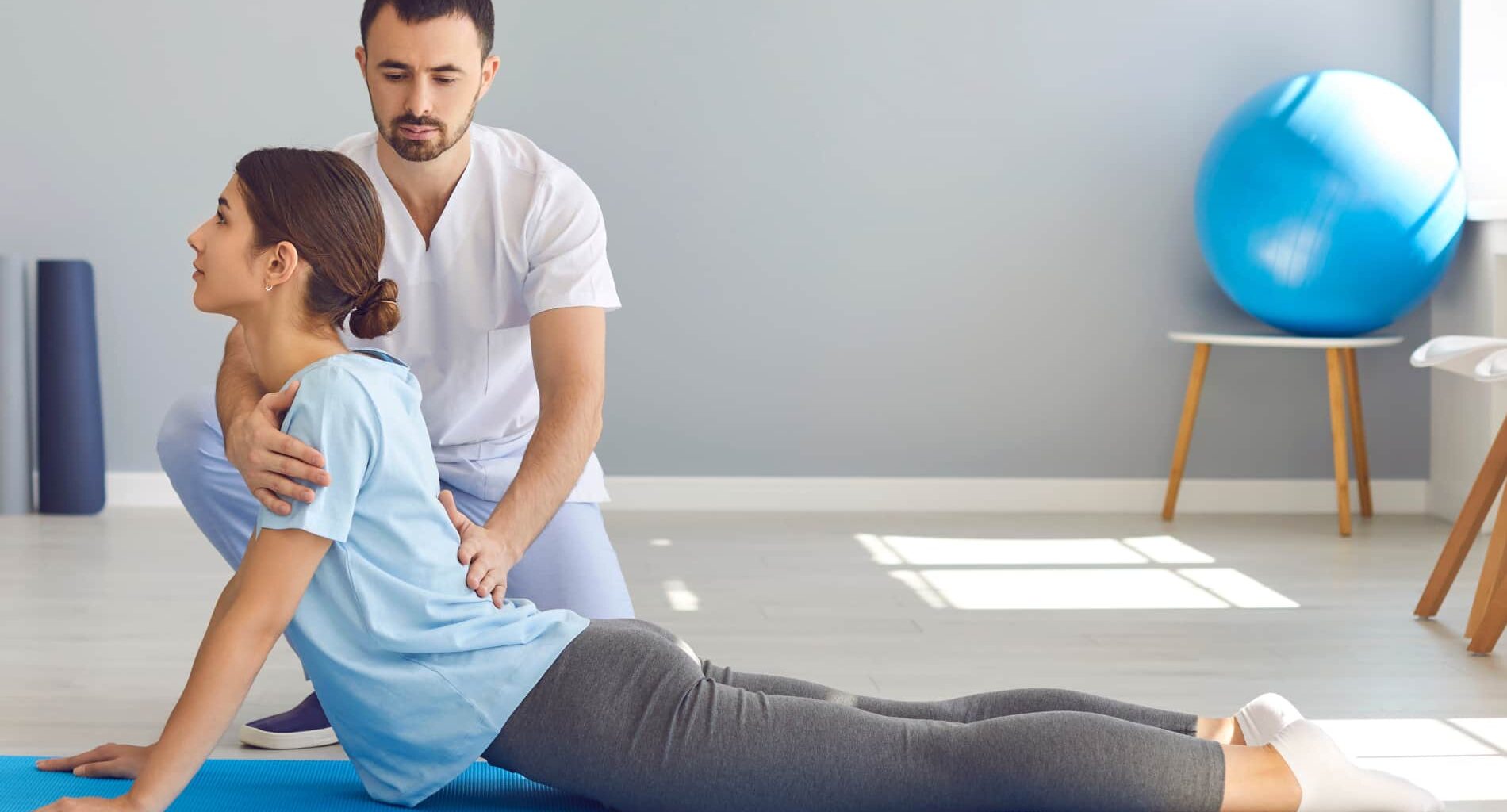 foto de fisioterapia para escoliose